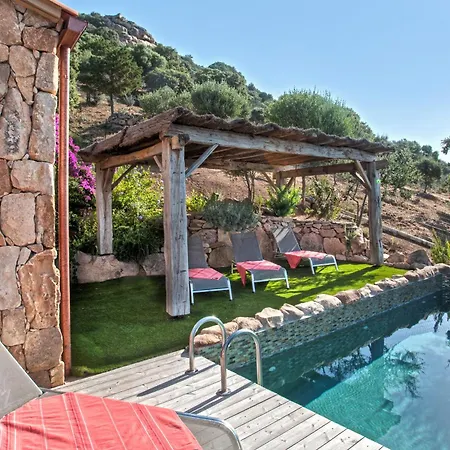 Вилла Domaine Arcobiato