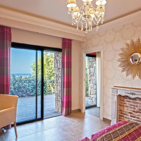 فيلة Domaine Arcobiato *