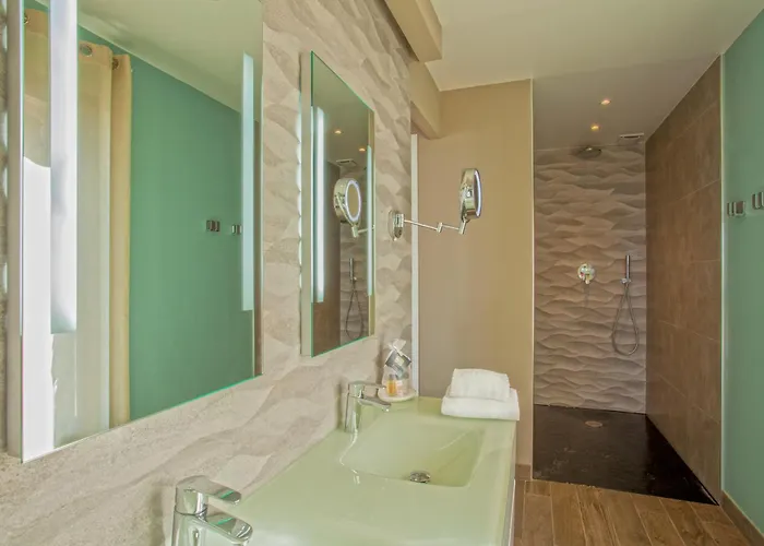 Domaine Arcobiato Villa *