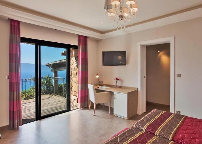 Domaine Arcobiato Villa *
