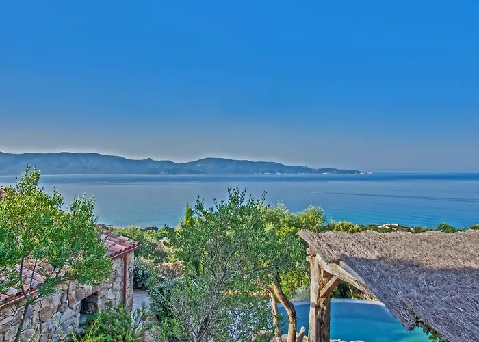 Domaine Arcobiato Villa